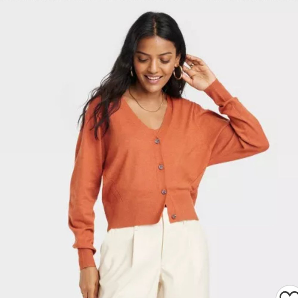Women's Button-Front Fine Gauge Ribbed Cardigan